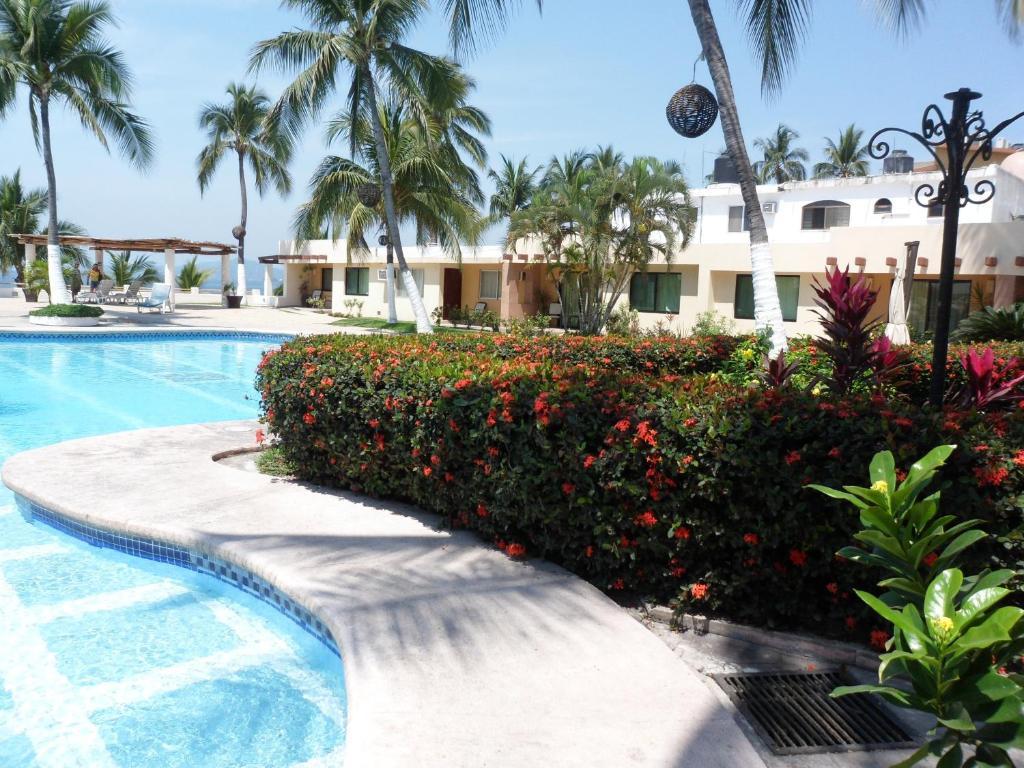 Coral Pacifico Hotel Y Villas Манзанило Екстериор снимка